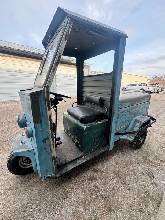 1976 Cushman - Image 4 of 8