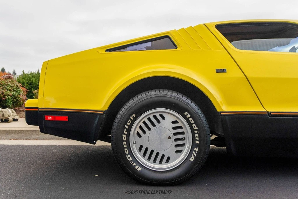 1976 Bricklin SV-1 - Image 10 of 12