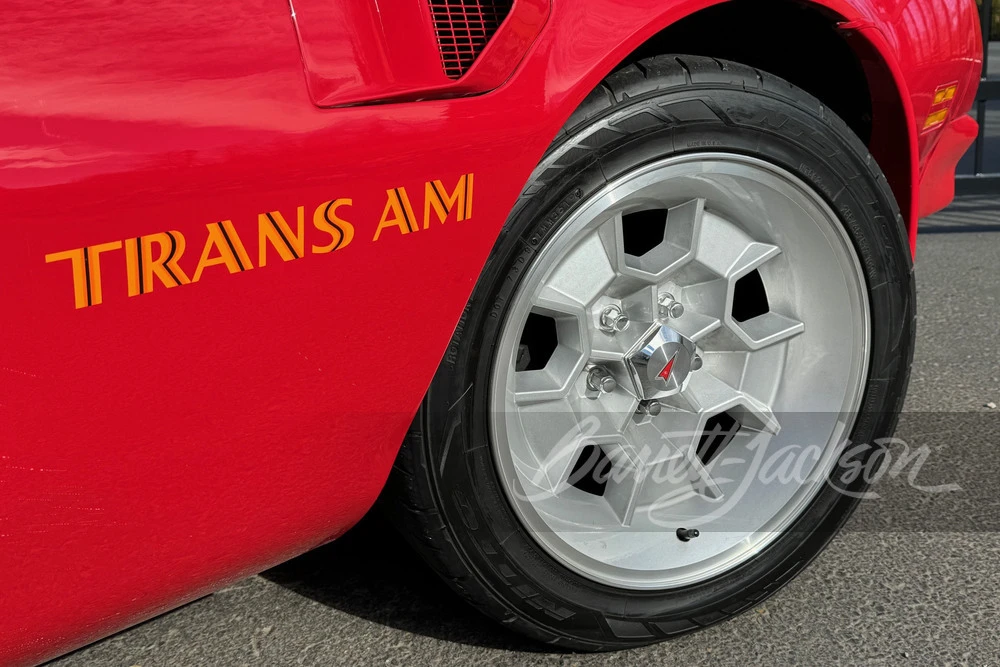 1976 Pontiac Firebird Trans Am 2nd Gen - Image 10 of 29