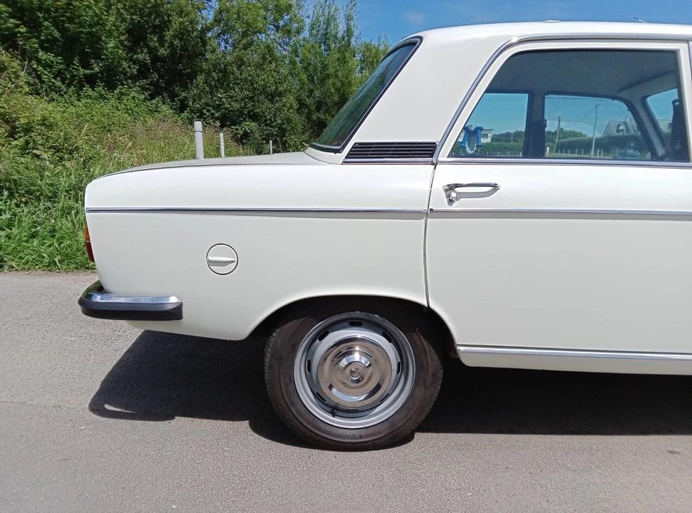 1976 Peugeot - Image 22 of 30