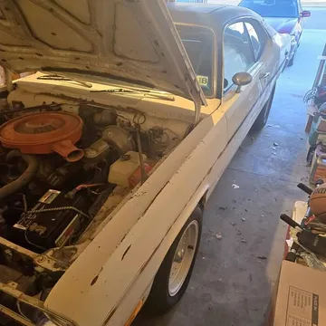 1976 Plymouth Duster
