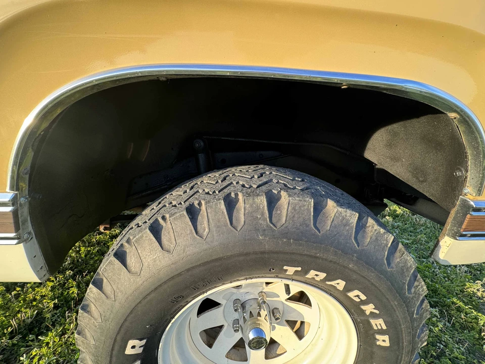 1976 Plymouth Trail Duster - Image 23 of 31