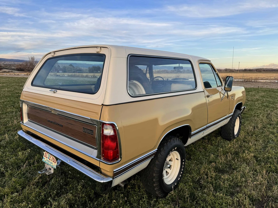 1976 Plymouth Trail Duster - Image 7 of 31