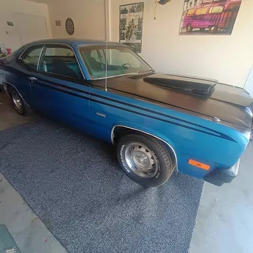1976 Plymouth Duster
