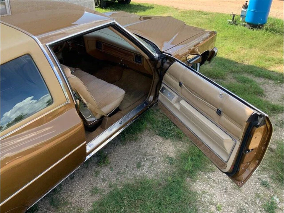 1976 Pontiac Bonneville 4th Gen - Image 27 of 31