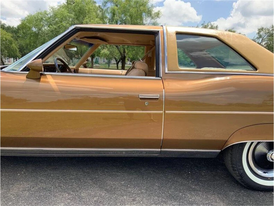 1976 Pontiac Bonneville 4th Gen - Image 17 of 31