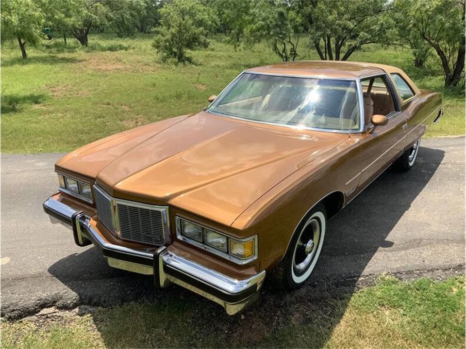1976 Pontiac Bonneville 4th Gen - Image 12 of 31