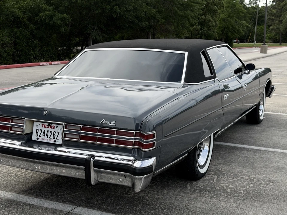 1976 Pontiac Bonneville 4th Gen - Image 2 of 18