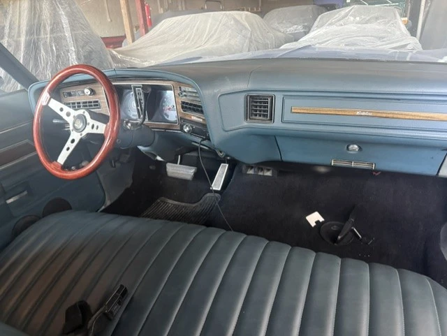 1976 Pontiac Catalina 5th+ Gen - Image 12 of 13