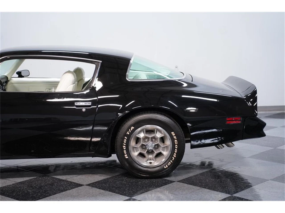 1976 Pontiac Firebird 2nd Gen - Image 20 of 31