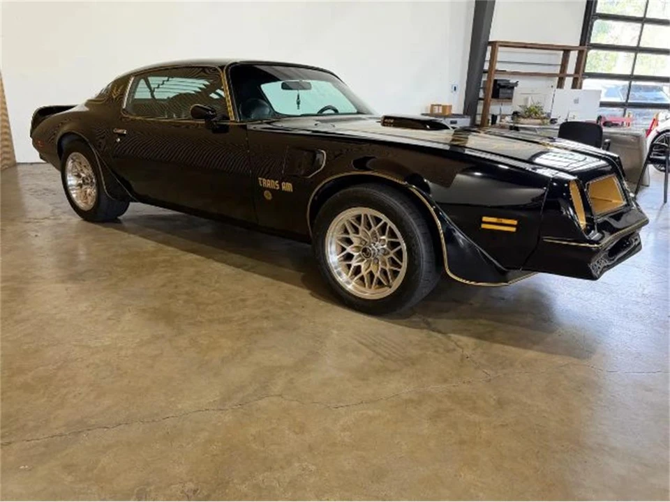 1976 Pontiac Firebird 2nd Gen - Image 20 of 30