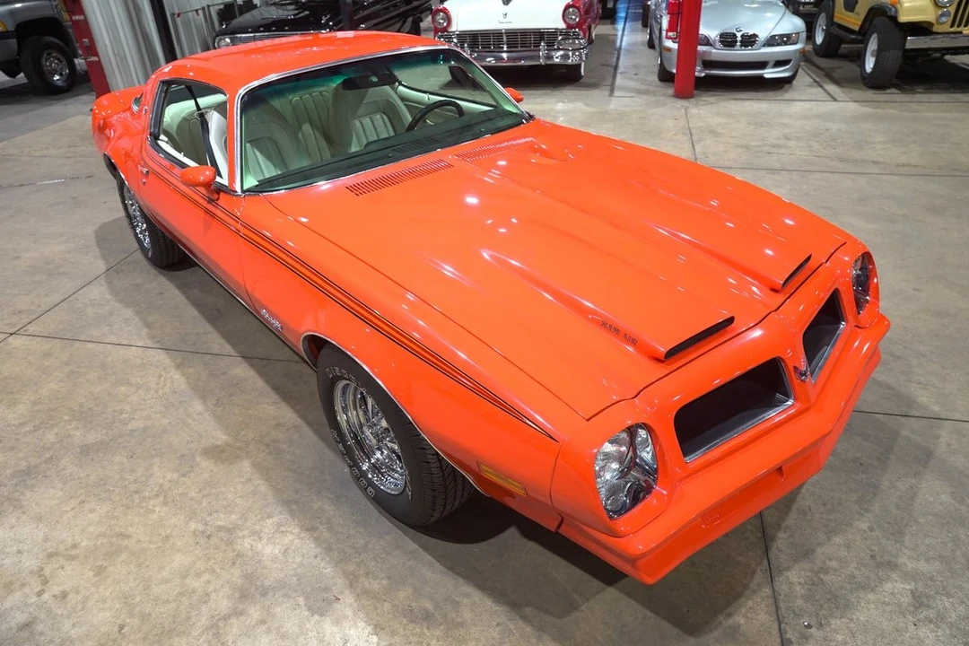 1976 Pontiac Firebird Esprit 2nd Gen - Image 14 of 31