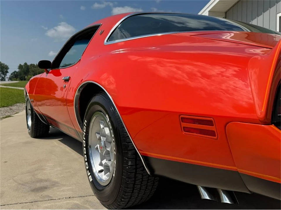 1976 Pontiac Firebird Formula 2nd Gen - Image 19 of 31