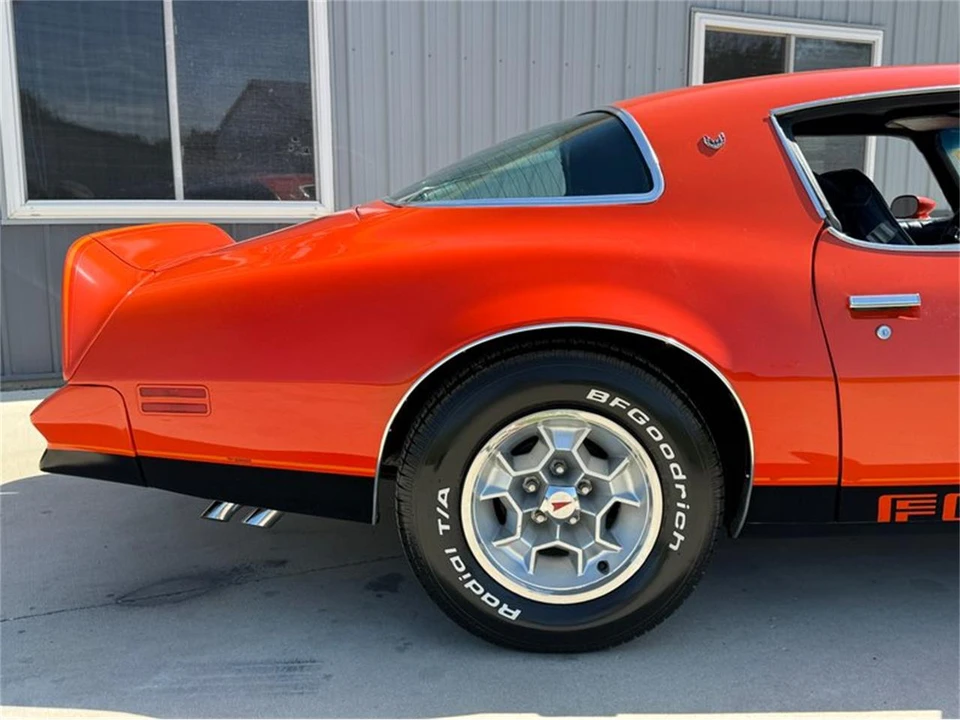 1976 Pontiac Firebird Formula 2nd Gen - Image 25 of 31