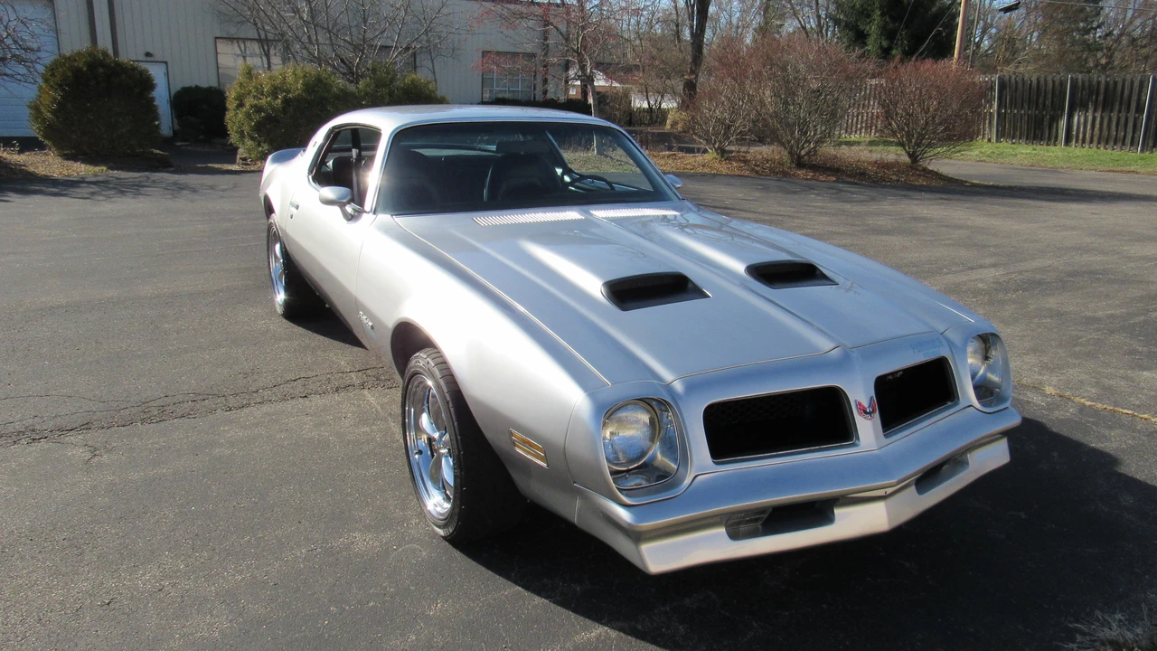 1976 Pontiac Firebird 2nd Gen - Image 11 of 31