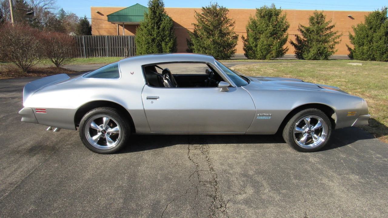 1976 Pontiac Firebird 2nd Gen - Image 20 of 31
