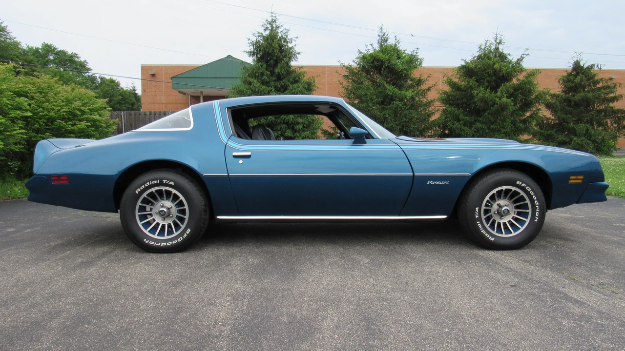 1976 Pontiac Firebird 2nd Gen - Image 21 of 31