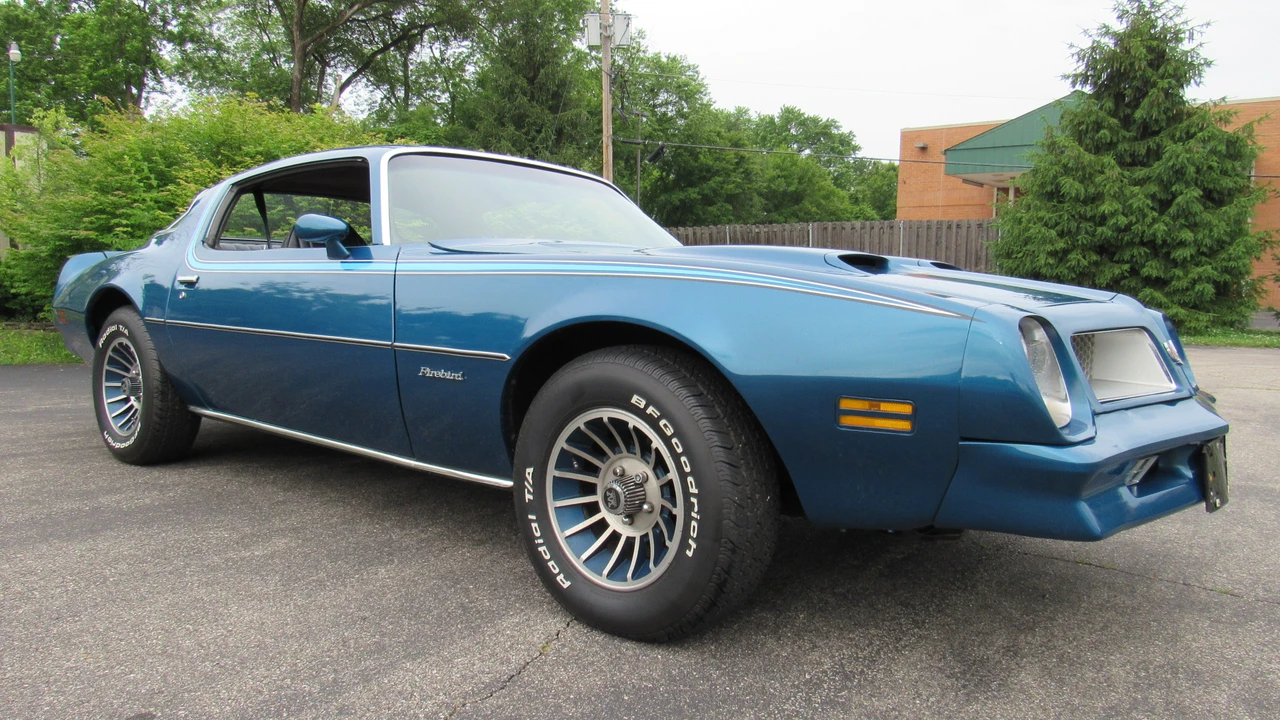 1976 Pontiac Firebird 2nd Gen - Image 18 of 31
