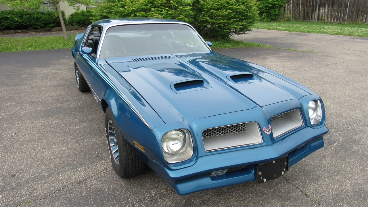 1976 Pontiac Firebird 2nd Gen - Image 10 of 31