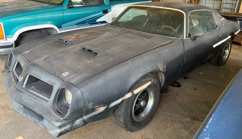 1976 Pontiac Firebird Formula 2nd Gen - Image 2 of 8