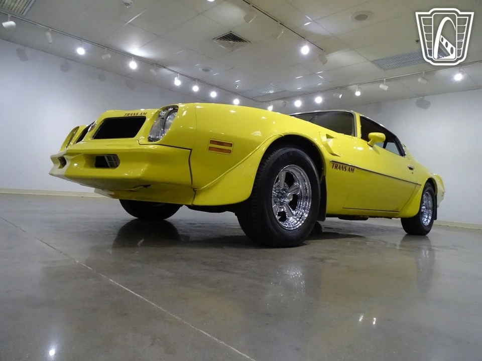 1976 Pontiac Firebird Trans Am 2nd Gen - Image 5 of 12
