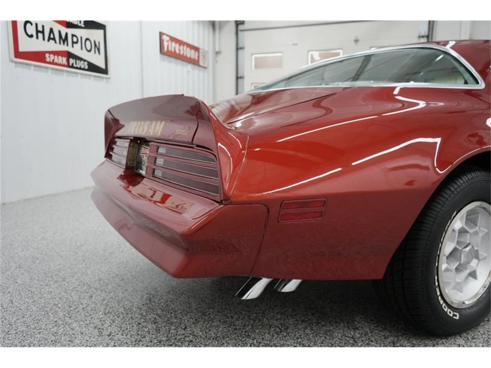 1976 Pontiac Firebird Trans Am 2nd Gen - Image 13 of 31