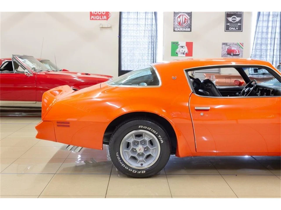 1976 Pontiac Firebird Trans Am 2nd Gen - Image 17 of 31