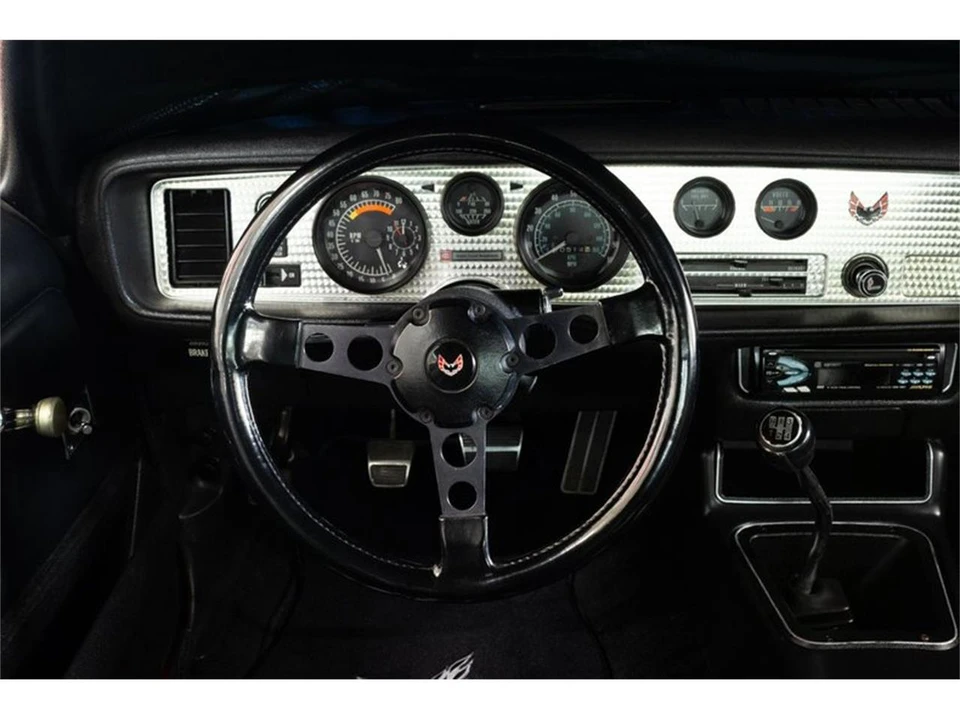 1976 Pontiac Firebird Trans Am 2nd Gen - Image 29 of 31