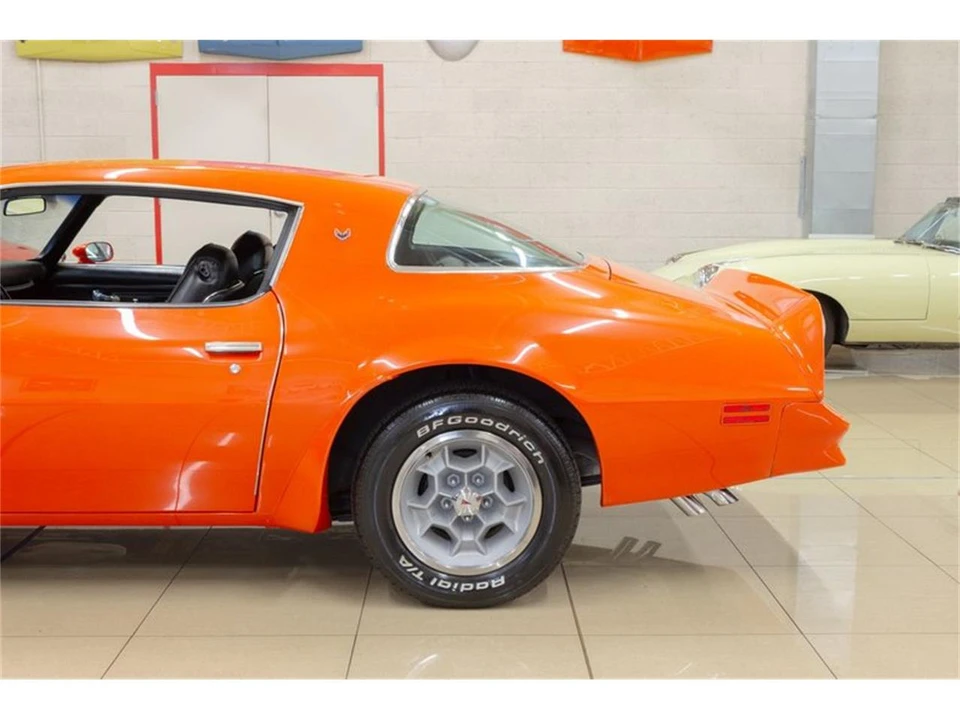 1976 Pontiac Firebird Trans Am 2nd Gen - Image 5 of 31