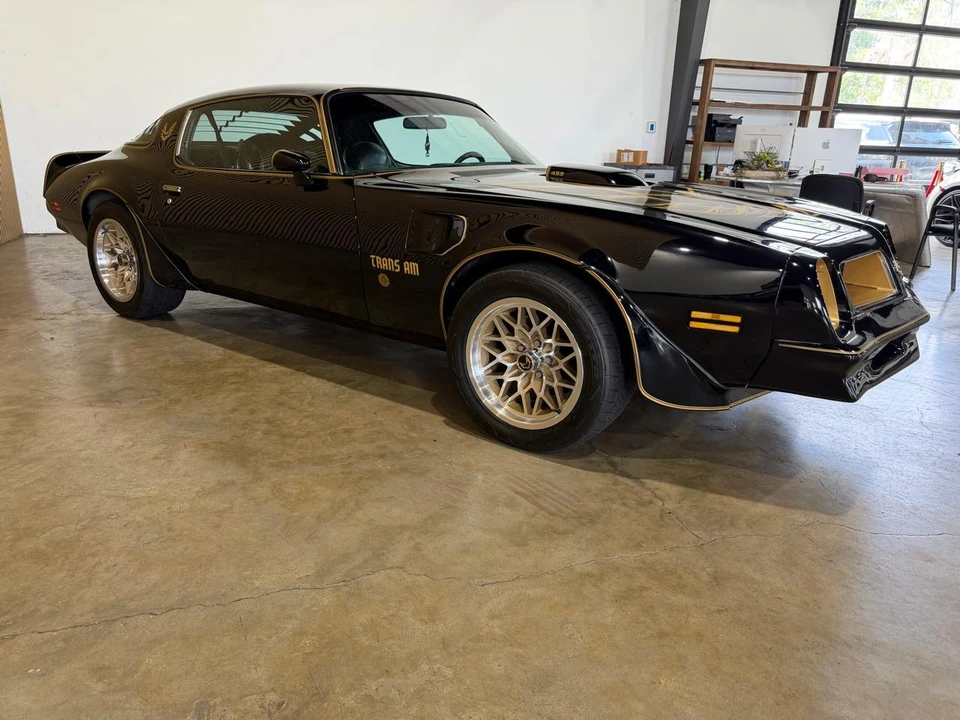 1976 Pontiac Firebird Trans Am 2nd Gen - Image 23 of 31