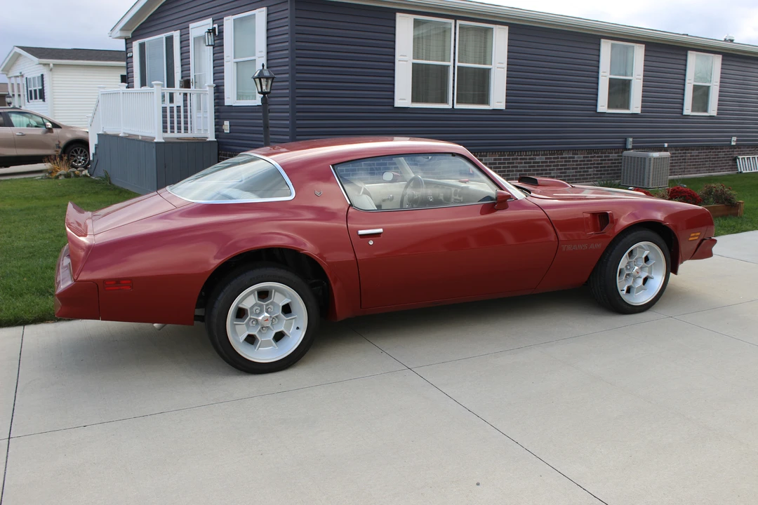 1976 Pontiac Firebird Trans Am 2nd Gen - Image 6 of 31