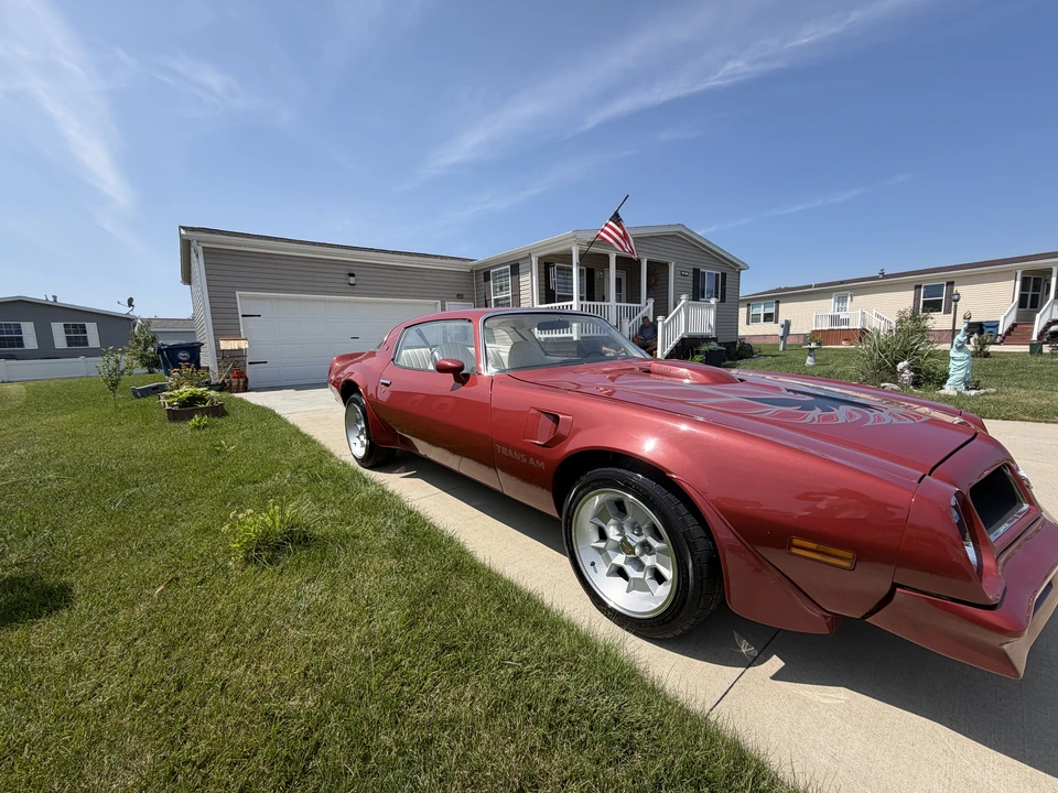 1976 Pontiac Firebird Trans Am 2nd Gen - Image 4 of 31