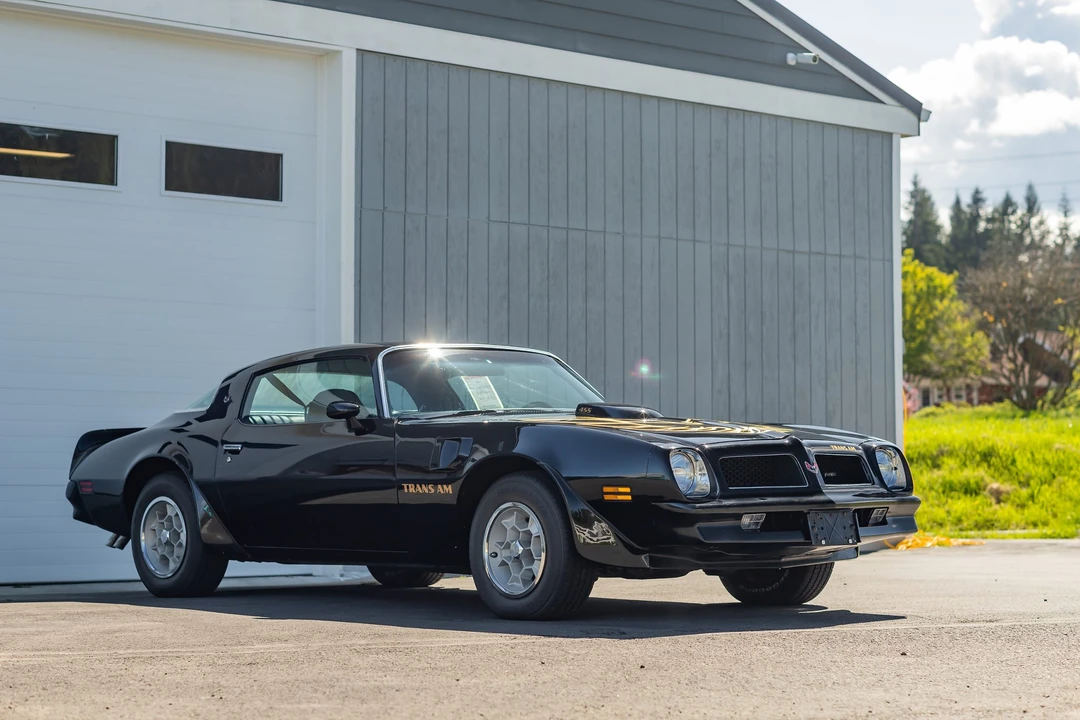 1976 Pontiac Firebird Trans Am 2nd Gen - Image 19 of 31