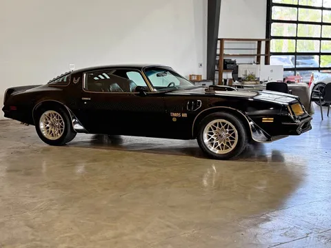 1976 Pontiac Firebird Trans Am Coupe 2D