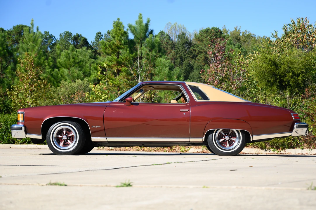 1976 Pontiac LeMans 4th+ Gen - Image 8 of 31