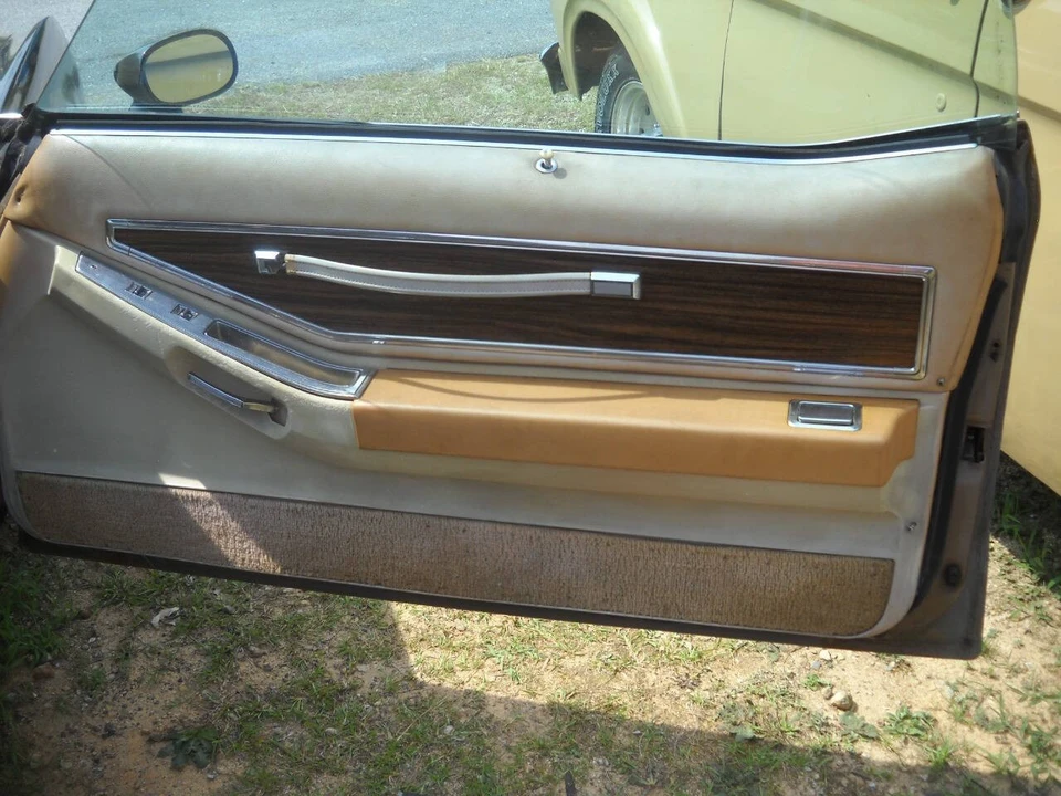 1976 Pontiac Grand Prix 3rd+ Gen - Image 13 of 20