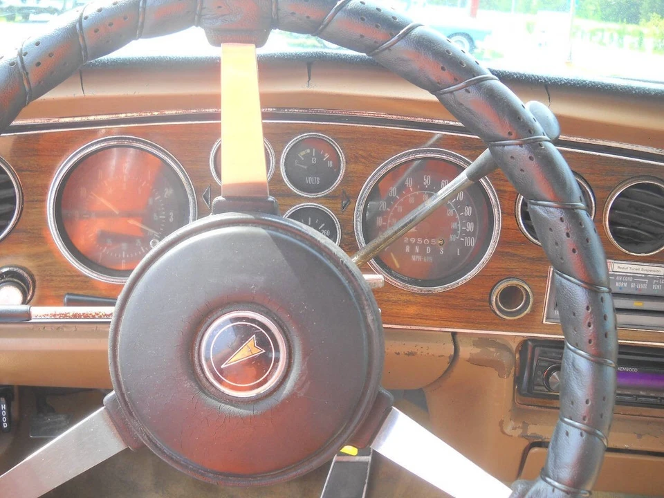 1976 Pontiac Grand Prix 3rd+ Gen - Image 6 of 20