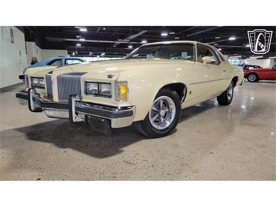 1976 Pontiac Grand Prix 3rd+ Gen - Image 21 of 31