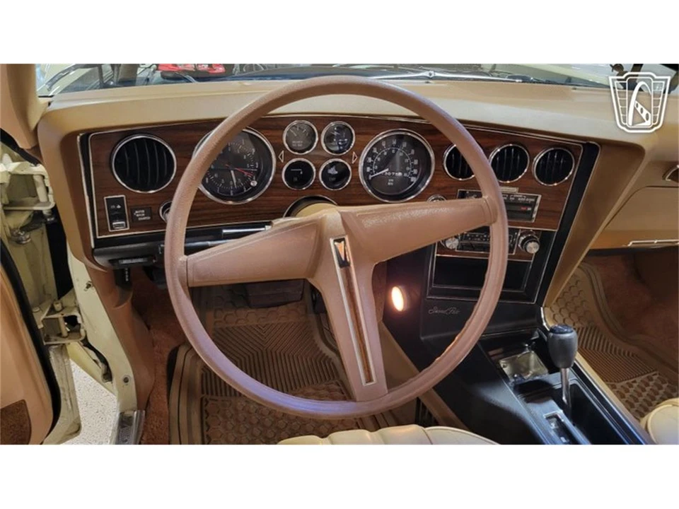 1976 Pontiac Grand Prix 3rd+ Gen - Image 13 of 31