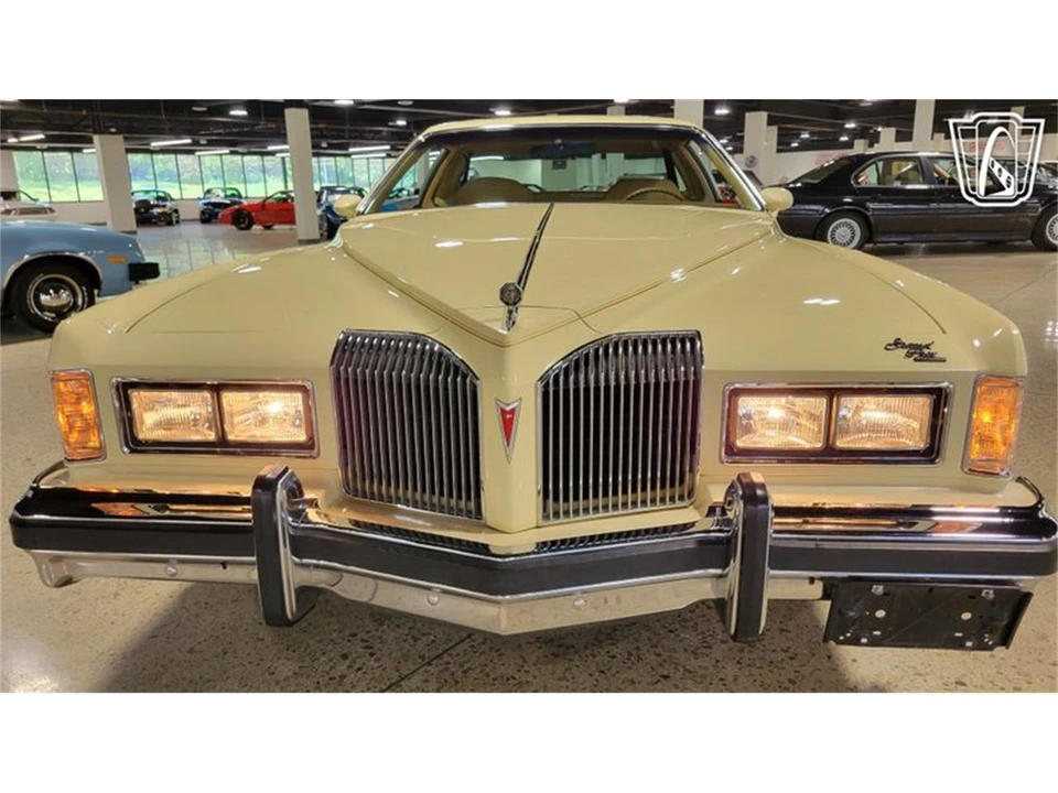 1976 Pontiac Grand Prix 3rd+ Gen - Image 18 of 31