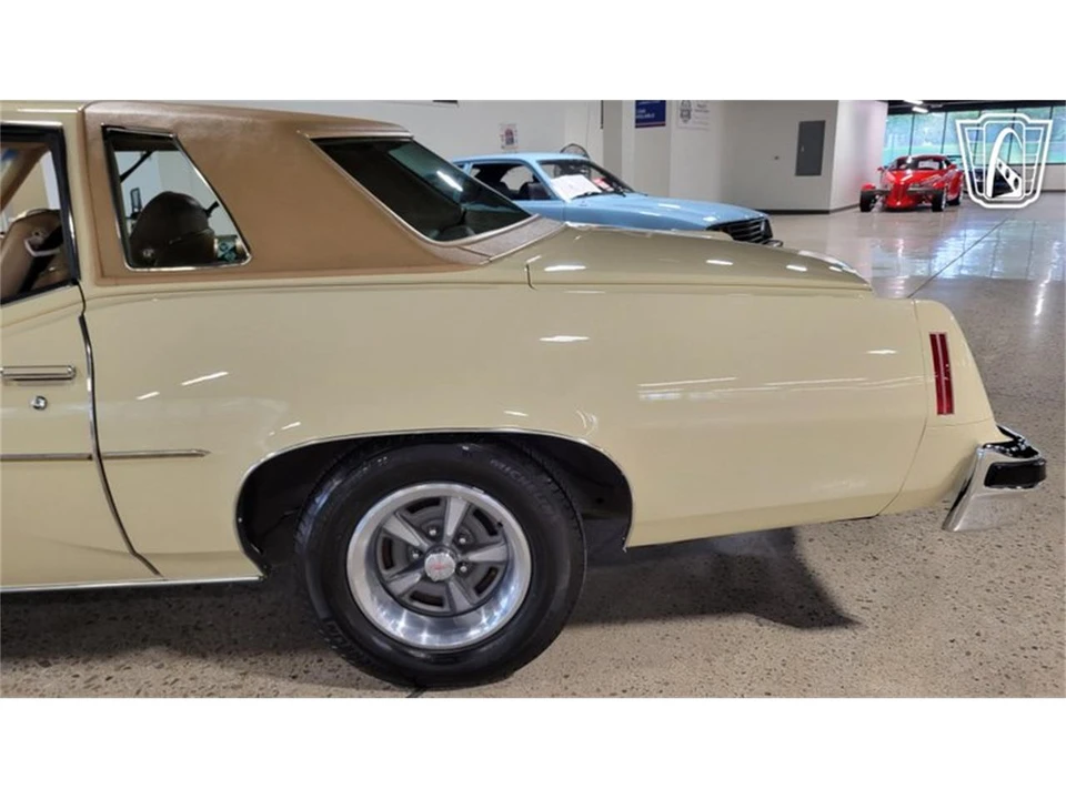 1976 Pontiac Grand Prix 3rd+ Gen - Image 28 of 31