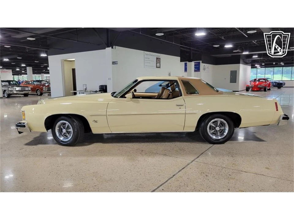 1976 Pontiac Grand Prix 3rd+ Gen - Image 25 of 31
