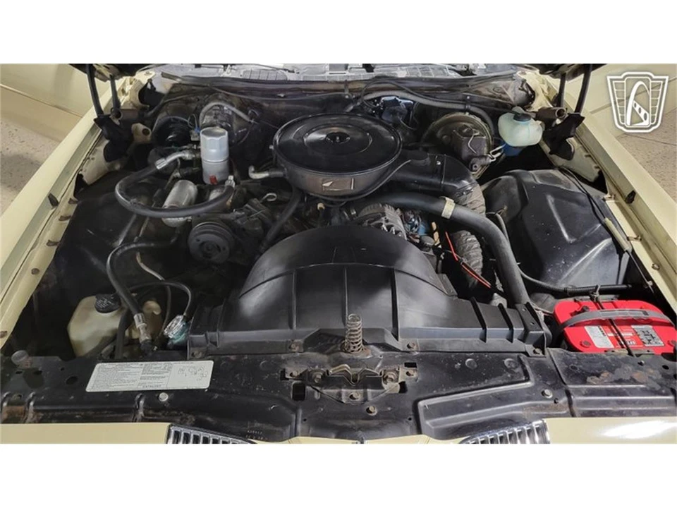 1976 Pontiac Grand Prix 3rd+ Gen - Image 10 of 31