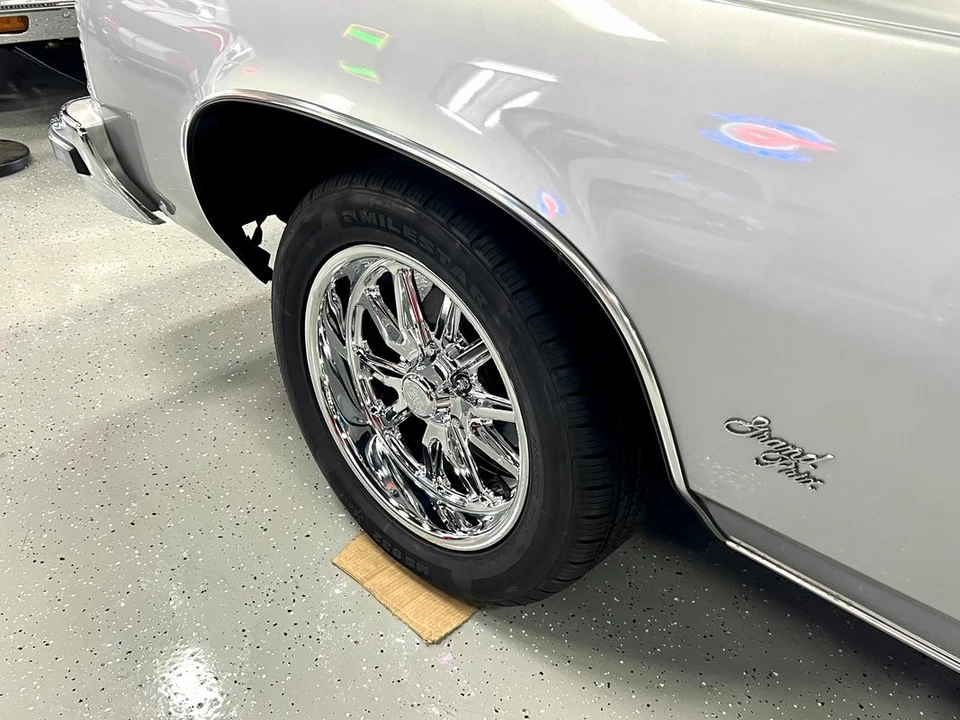 1976 Pontiac Grand Prix 3rd+ Gen - Image 4 of 31