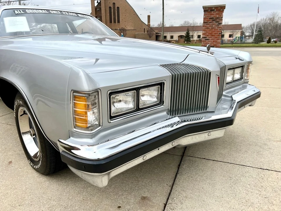 1976 Pontiac Grand Prix 3rd+ Gen - Image 21 of 31