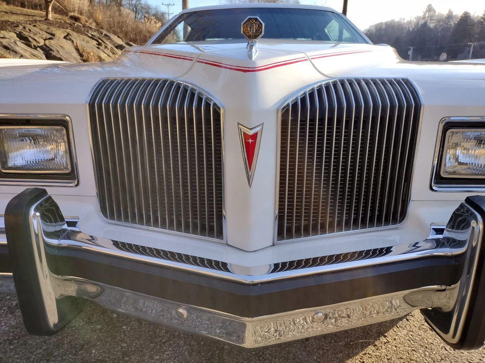 1976 Pontiac Grand Prix 3rd+ Gen - Image 22 of 31