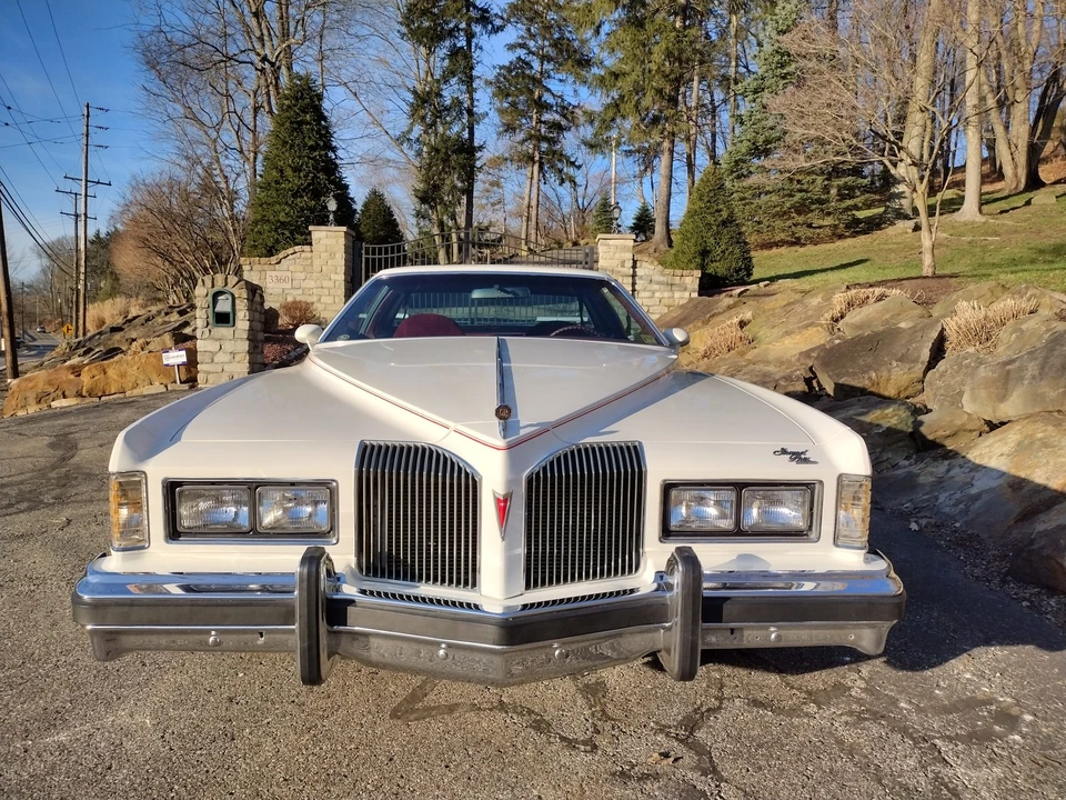 1976 Pontiac Grand Prix 3rd+ Gen - Image 4 of 31