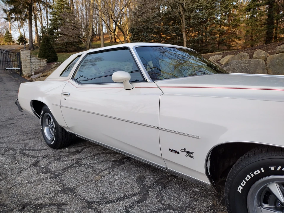 1976 Pontiac Grand Prix 3rd+ Gen - Image 16 of 31