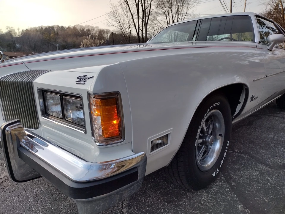 1976 Pontiac Grand Prix 3rd+ Gen - Image 27 of 31