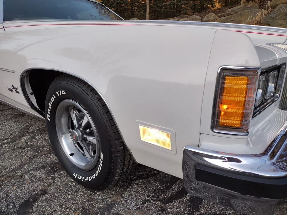 1976 Pontiac Grand Prix 3rd+ Gen - Image 17 of 31